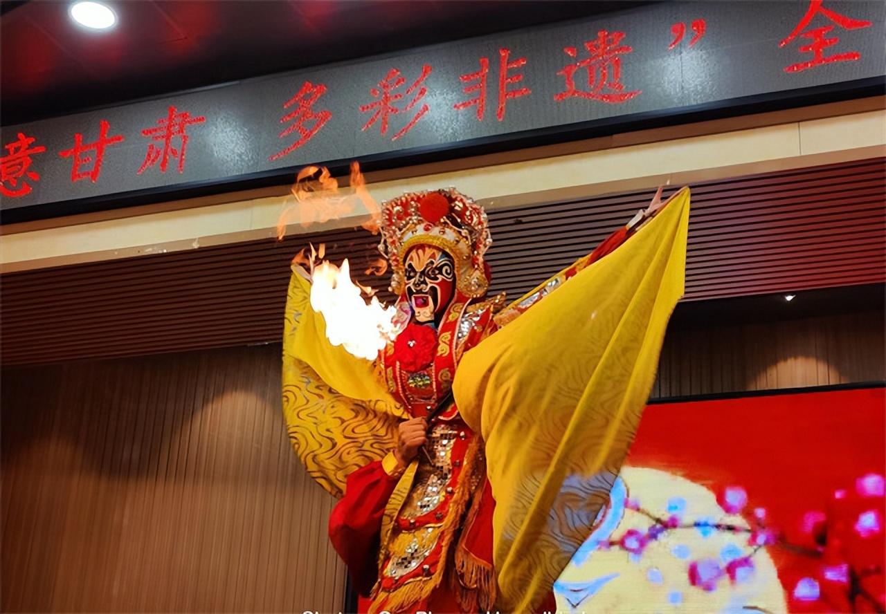 最新农村歌舞，自信与成就感的旋律，激荡乡村心灵盛宴
