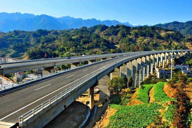 庄浪高速公路最新动态，驶向未来的希望与成就之路
