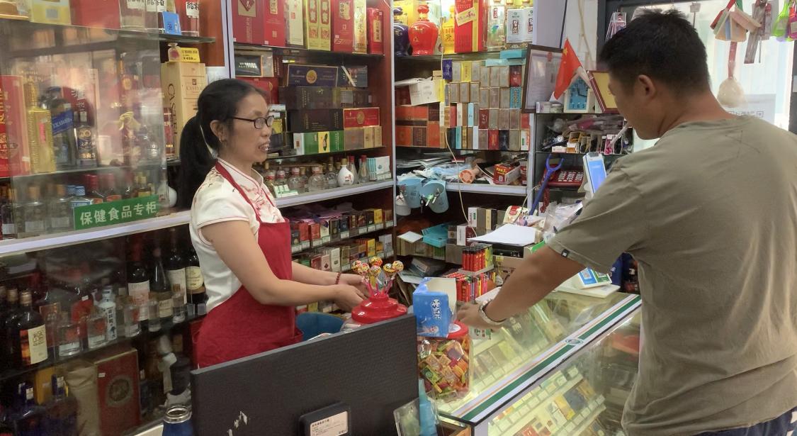 最新信贷消息揭秘与小巷特色小店的金融探索