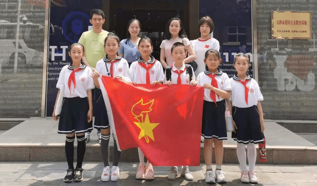第四色播最新动态，变化中的学习，自信与成就感的源泉