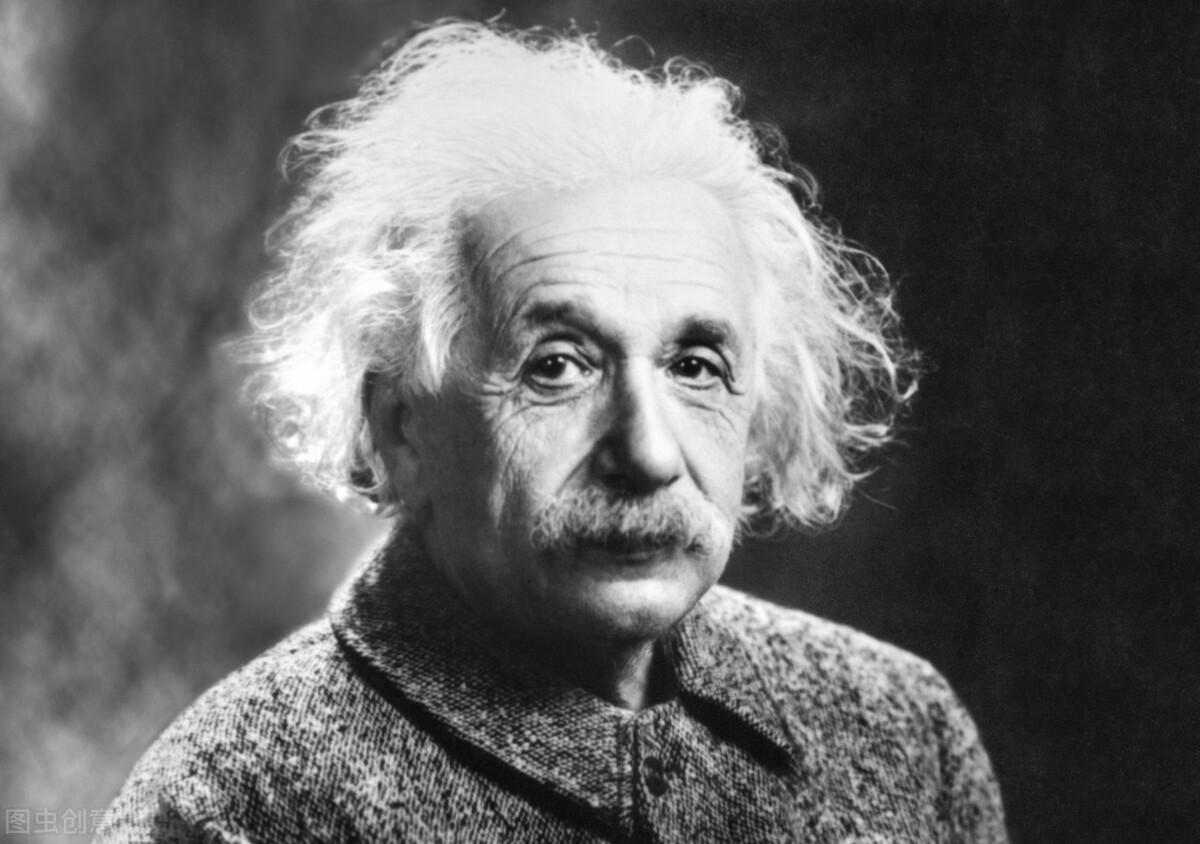 科技与生活的完美融合，罕见彗星现身日落时分，6万年一遇的天文奇观不容错过！
